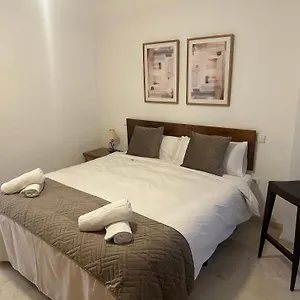 En Guadalmina Primera Linea De Campo De Golf Cartujanos Apartamento