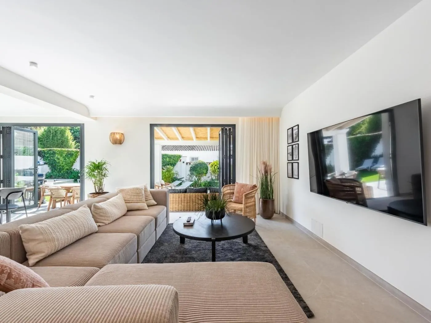 Villa El Jardin Escondido Marbella Spain